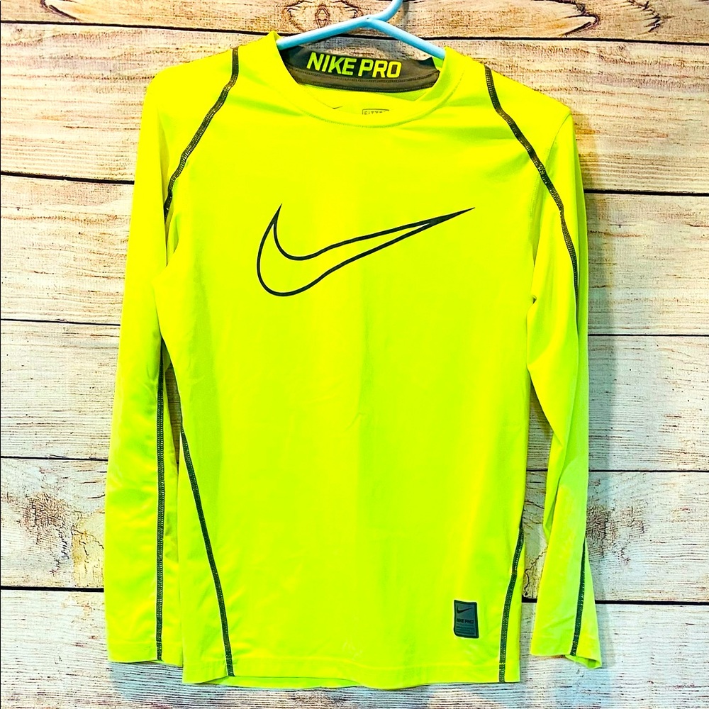 Boys Nike Pro Dri Fit Small Athletic Shirt